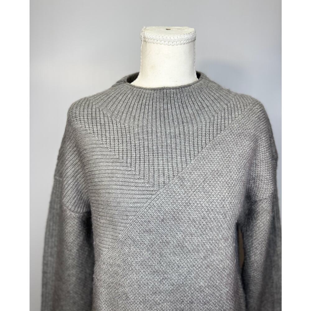 Heartloom Knit Sweater Small Gray Geometric Minimalist Quiet Luxury Lagenlook - Picture 3 of 16
